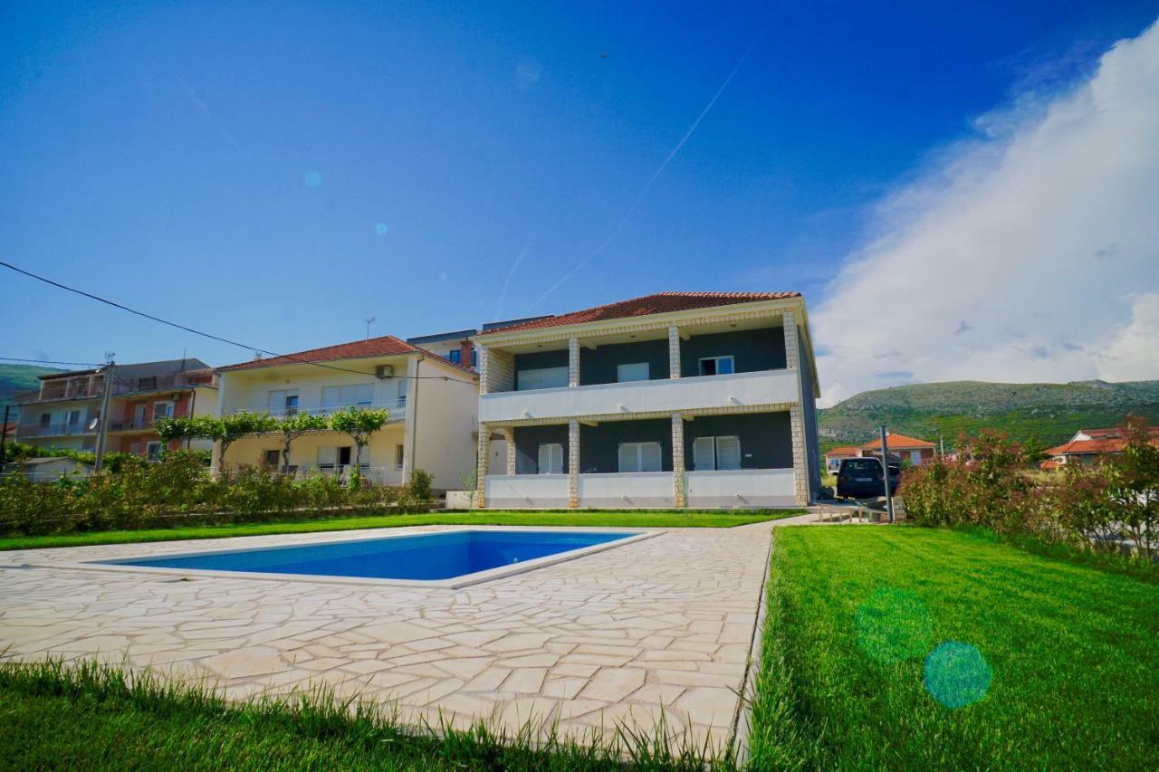 Apartments Teo Trogir Exterior foto