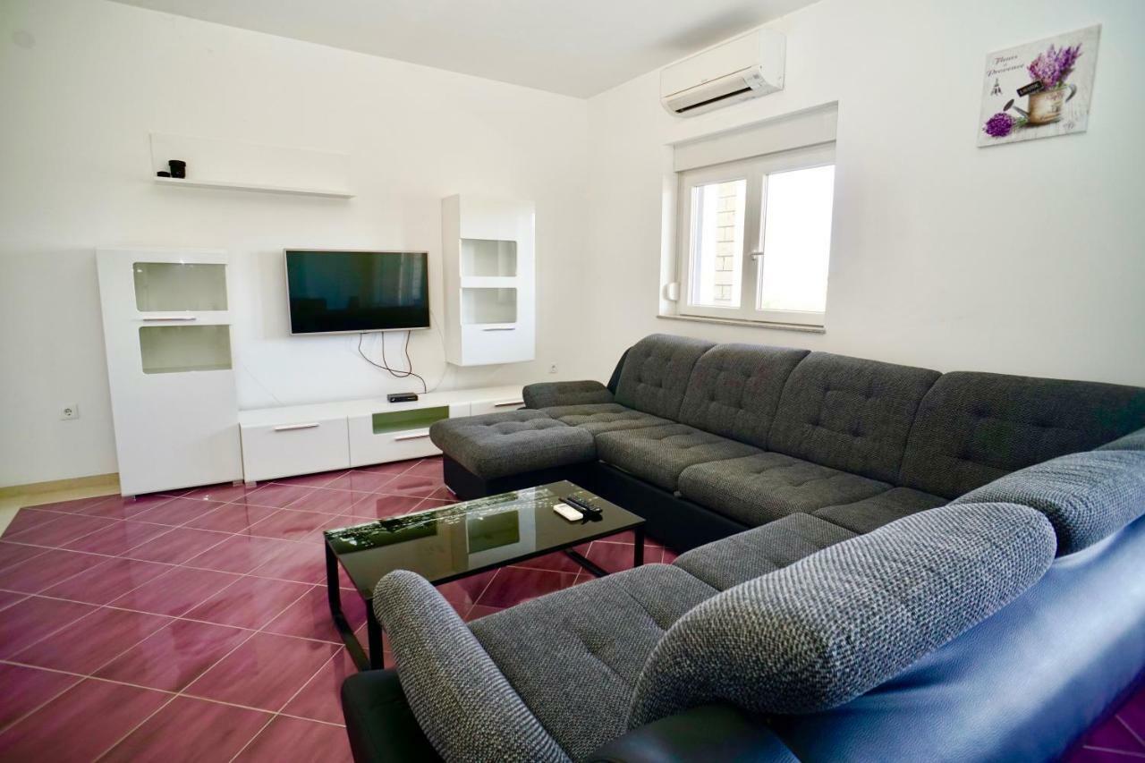 Apartments Teo Trogir Exterior foto